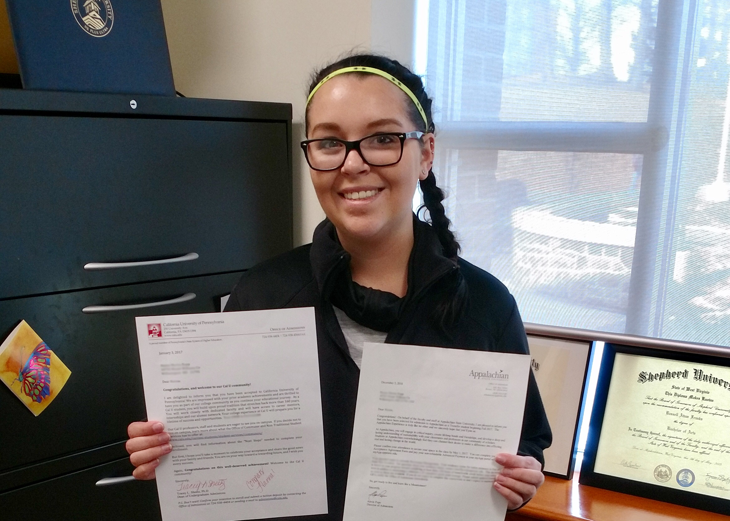 Hanna Rupp with acceptance letter